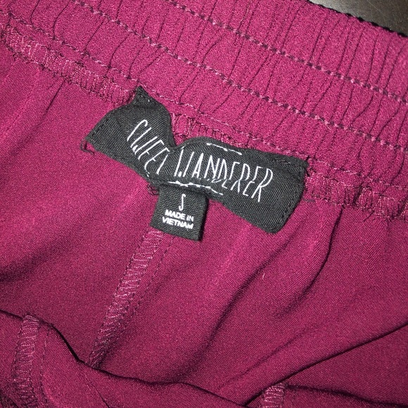 BEAUTIFUL SLACKS - CASUAL OR DRESSED UP - Picture 3 of 3